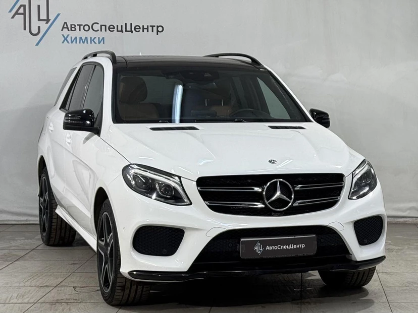 Автомобиль Mercedes-Benz GLE I поколение (W166) 350 3.0d AT 4Matic (249 л.с.) Особая серия Белый 2018 с пробегом 59 300 км