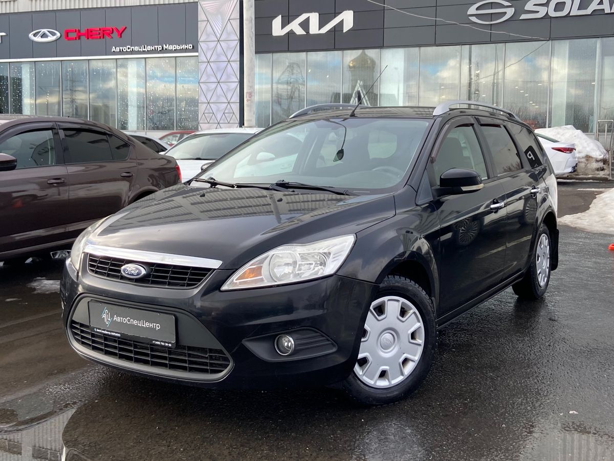 Автомобиль Ford Focus II [рестайлинг] 1.8 MT (125 л.с.) Comfort Чёрный 2010 с пробегом 79 000 км
