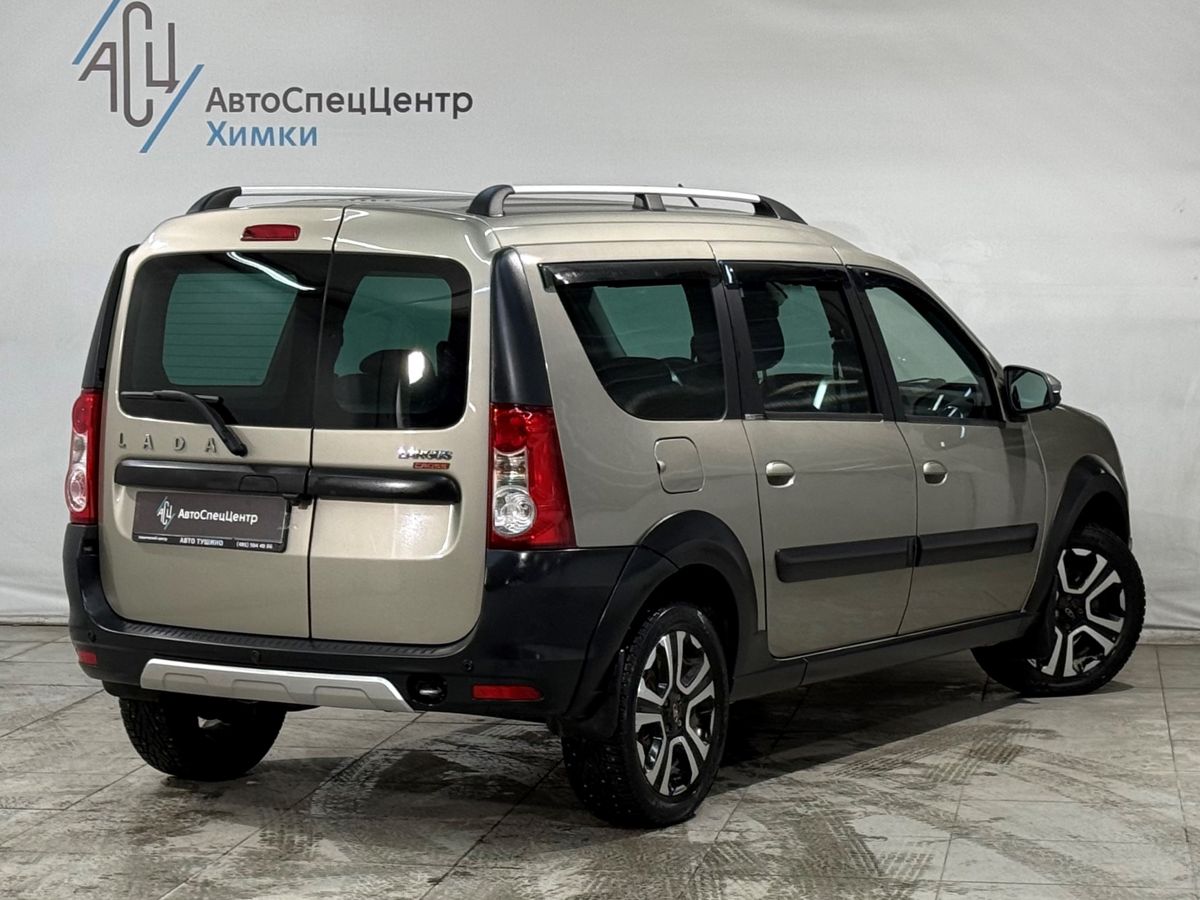 Автомобиль Lada (ВАЗ) Largus I поколение 1.6 MT (5 мест) (106 л.с.) Quest Серый 2021 с пробегом 127 000 км