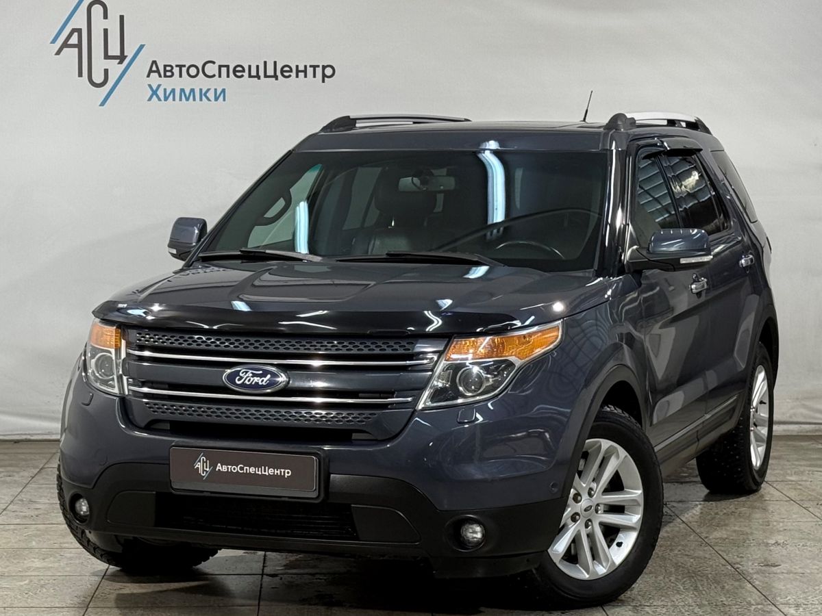 Автомобиль Ford Explorer V поколение 3.5 AT 4WD (294 л.с.) Base Серый 2013 с пробегом 216 000 км