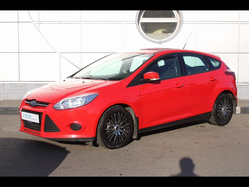 Автомобиль Ford Focus III поколение 1.6 AMT (105 л.с.) Trend Красный 2013 с пробегом 68 105 км