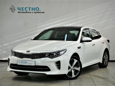 Автомобиль Kia Optima IV поколение 2.0 AT (245 л.с.) GT Белый 2017 с пробегом 83300 км