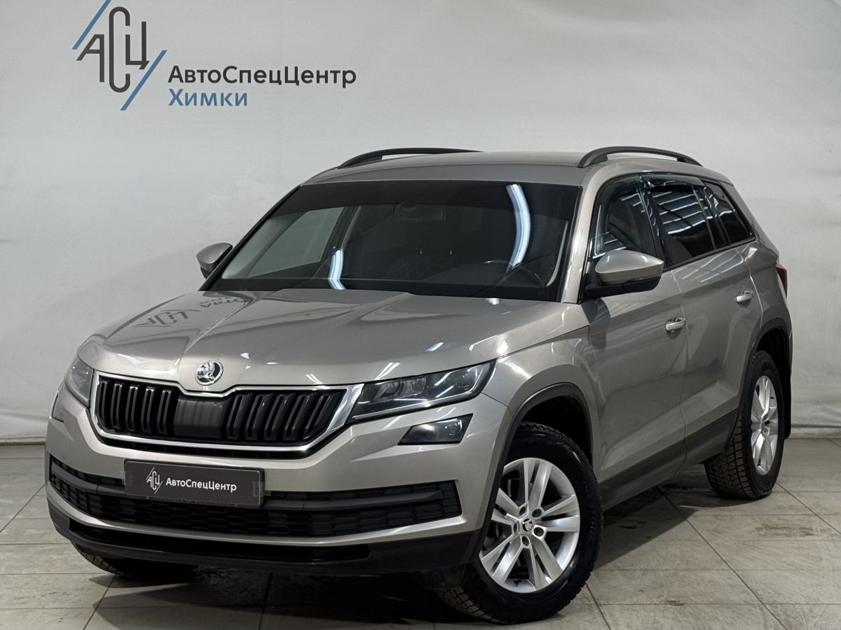 Автомобиль Skoda Kodiaq I поколение 1.4 AMT 4WD (150 л.с.) Ambition Plus Бежевый 2021 с пробегом 148 040 км