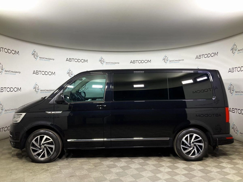 Автомобиль Volkswagen Multivan IV поколение (T6) 2.0d AMT 4WD (204 л.с.) Base Чёрный 2019 с пробегом 265 912 км