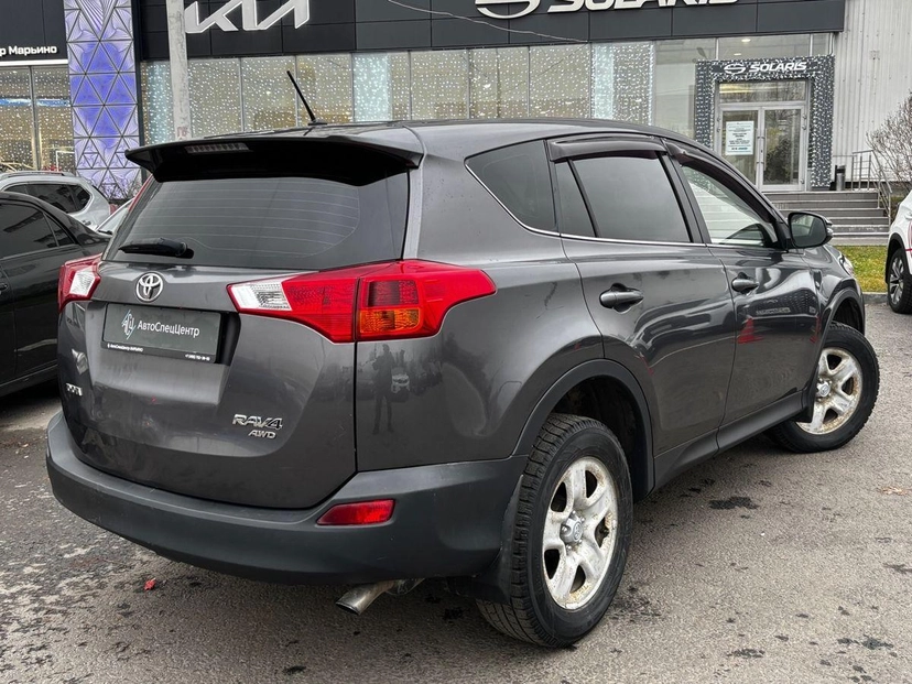 Автомобиль Toyota RAV4 IV поколение (XA40) 2.0 CVT 4WD (146 л.с.) Комфорт Плюс Серый 2013 с пробегом 210 000 км