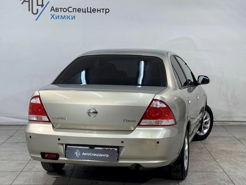 Автомобиль Nissan Almera Classic I поколение (B10) 1.6 MT (107 л.с.) Base Бежевый 2006 с пробегом 113 000 км