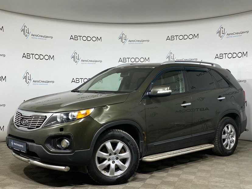 Автомобиль Kia Sorento II поколение 2.2d AT 4WD (197 л.с.) Premium Серый 2010 с пробегом 200 000 км
