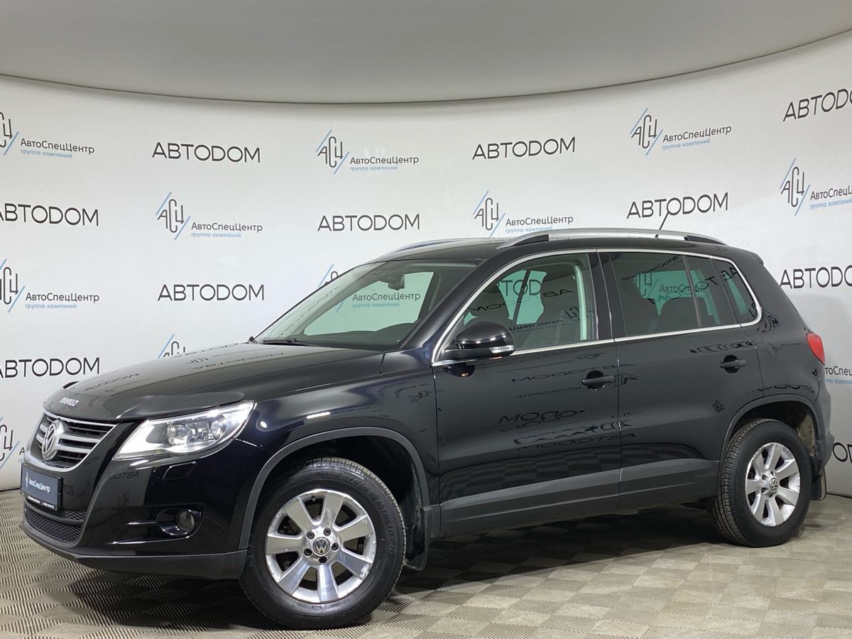 Volkswagen Tiguan I поколение 2.0 AT 4WD (170 л.с.) Base Чёрный 2011 с пробегом 153 288 км