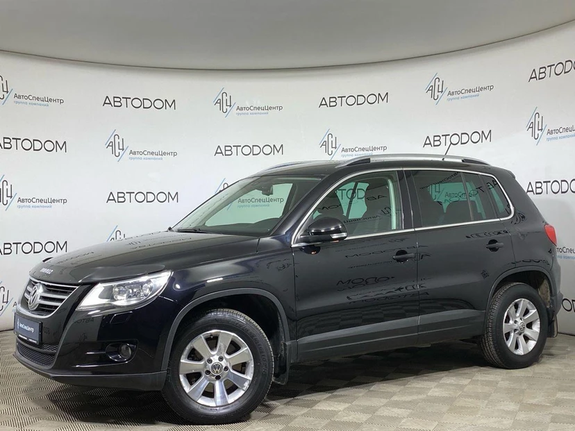 Volkswagen Tiguan I поколение 2.0 AT 4WD (170 л.с.) Base Чёрный 2011 с пробегом 153 288 км