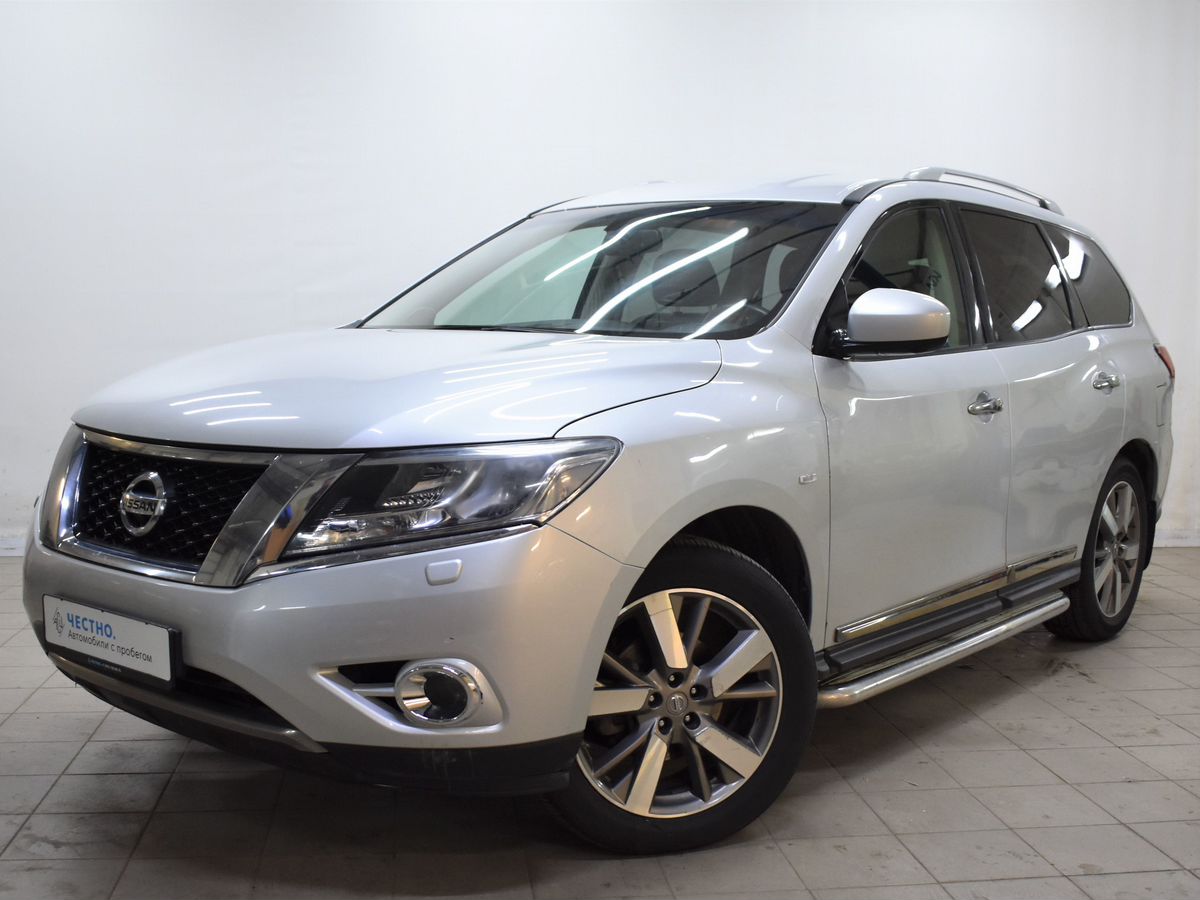 Автомобиль Nissan Pathfinder IV поколение (R52) 3.5 CVT 4WD (249 л.с.) High+ Серебристый 2014 с пробегом 96889 км