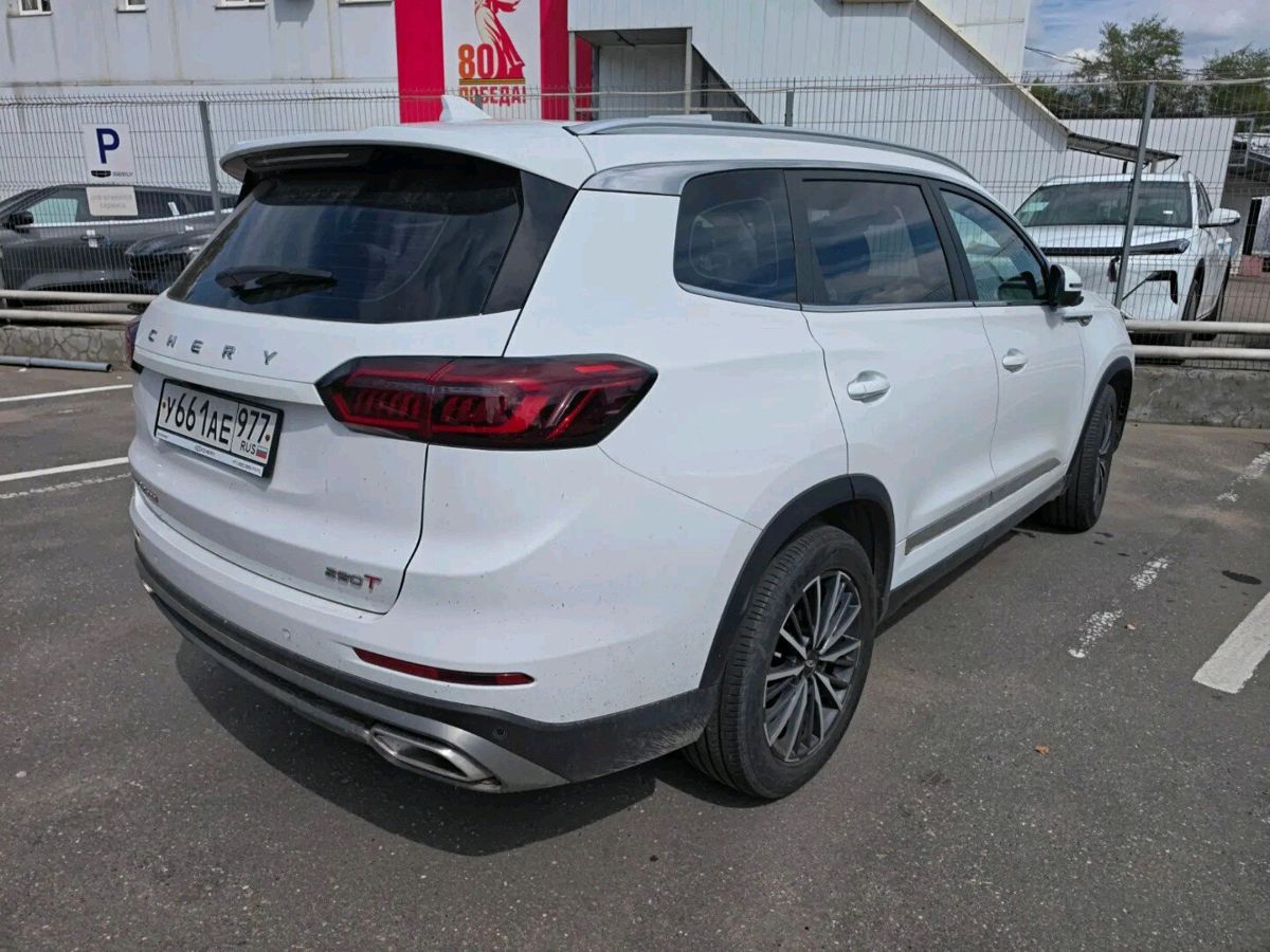 CHERY Tiggo 8 Pro I поколение 1.6 AMT (186 л.с.) Dreamline Белый 2022 с пробегом 31 661 км