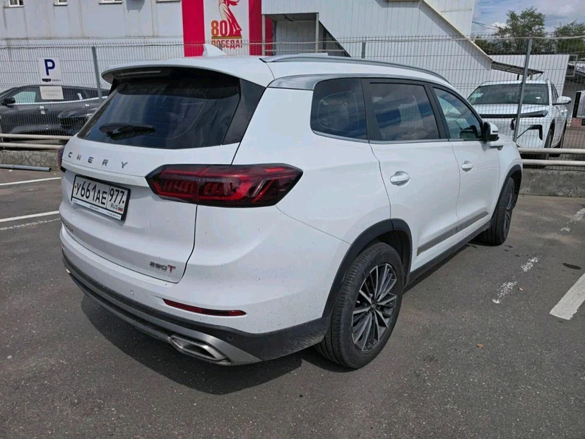 CHERY Tiggo 8 Pro I поколение 1.6 AMT (186 л.с.) Dreamline Белый 2022 с пробегом 31 661 км