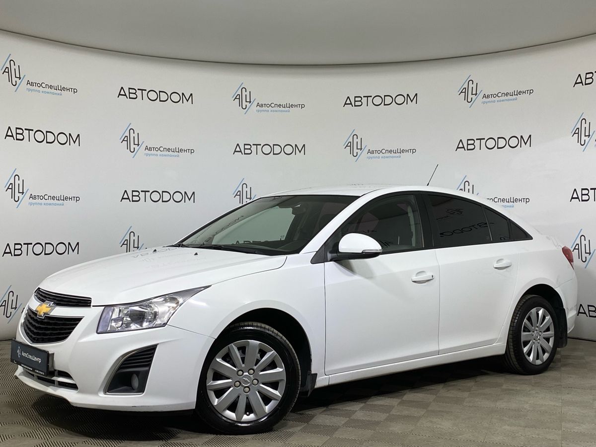 Chevrolet Cruze I (J300) [рестайлинг] 1.8 AT (141 л.с.) LT Белый 2014 с пробегом 139 100 км