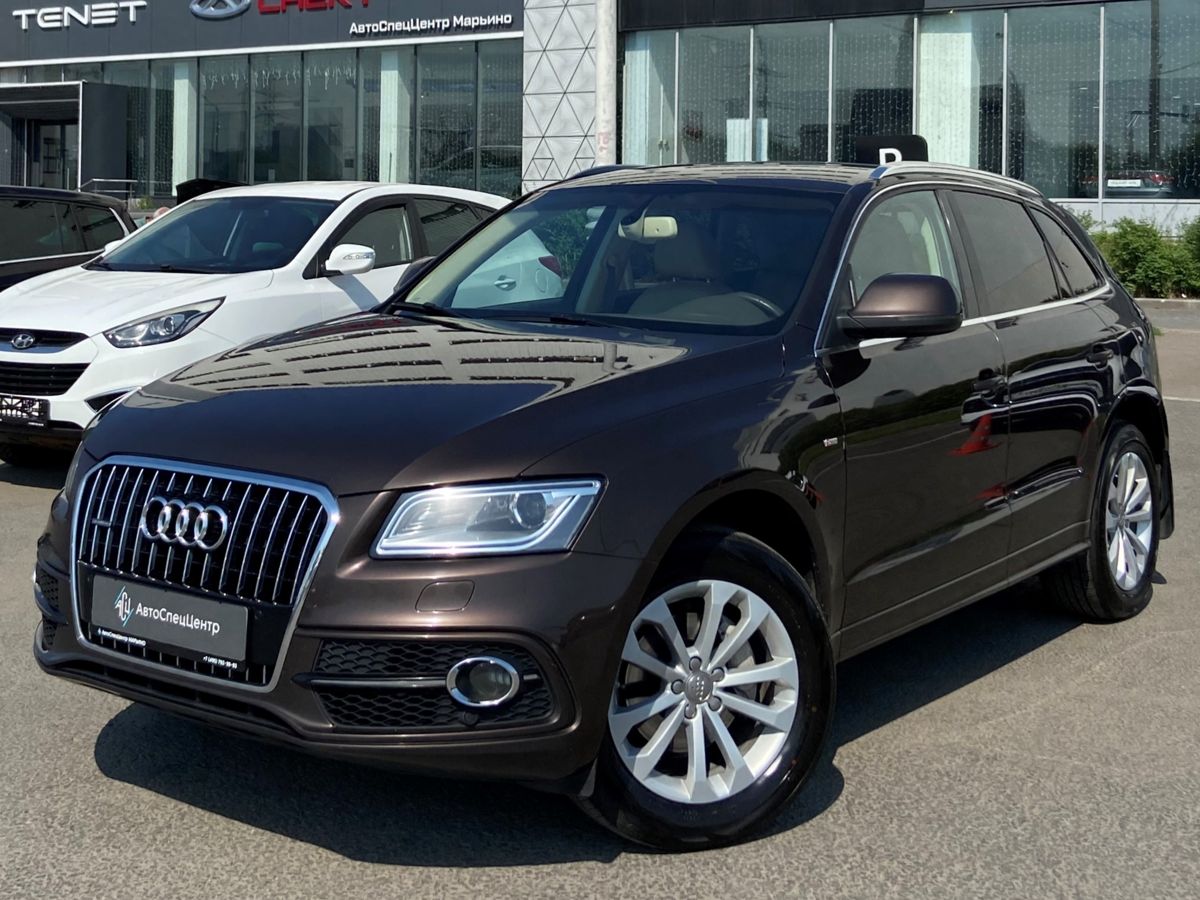 Audi Q5 I (8R) [рестайлинг] 2.0 AT 4WD (225 л.с.) Base Чёрный 2013 с пробегом 196 000 км