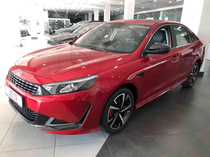 Автомобиль KAIYI E5 I поколение 1.5 CVT (147 л.с.) Luxury+ Красный 2023 новый