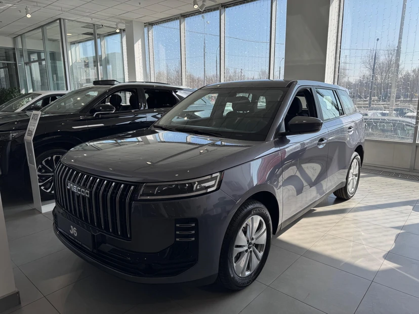 Автомобиль Jaecoo J6 I поколение 1.5 AMT (147 л.с.) Актив Серый 2026 новый
