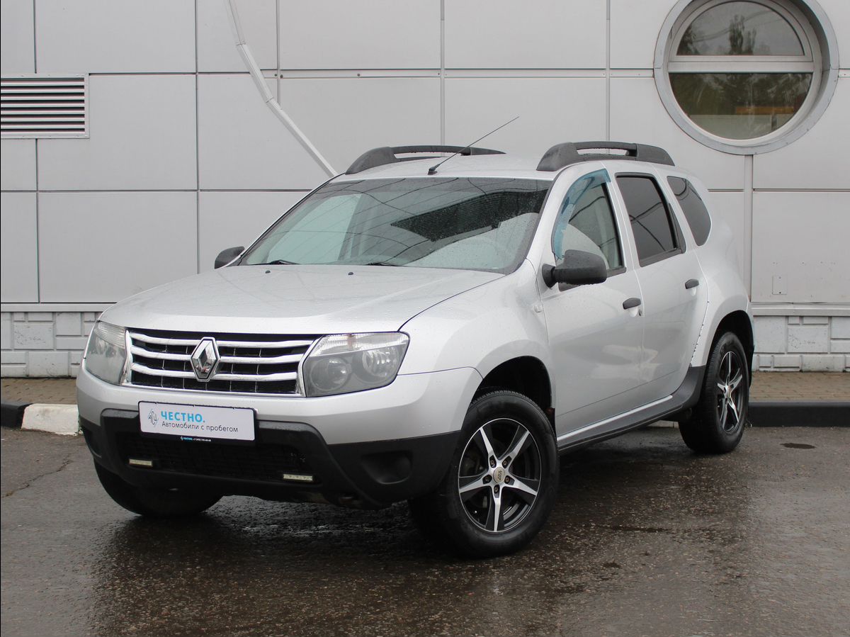 Автомобиль Renault Duster I поколение 1.6 MT (102 л.с.) Authentique Серый 2013 с пробегом 135573 км