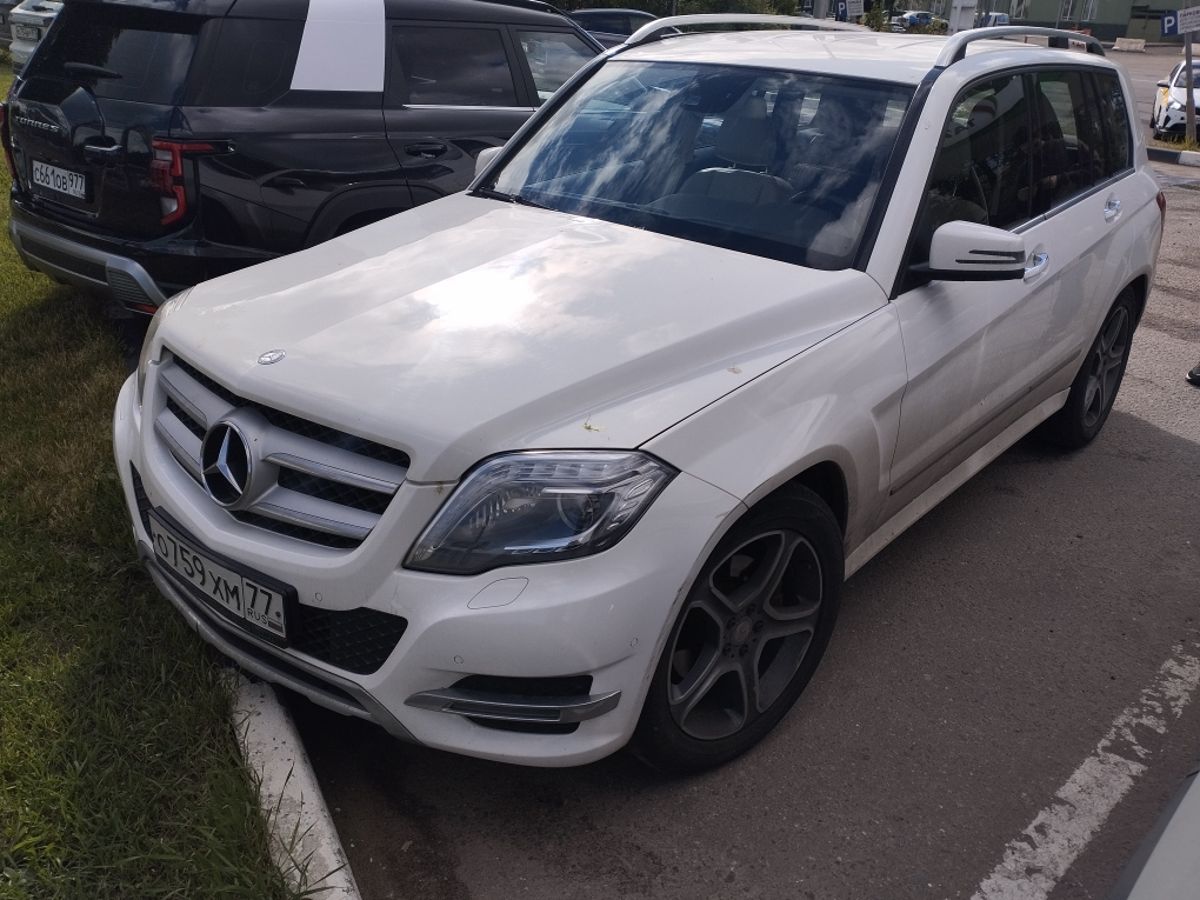 Mercedes-Benz GLK I (X204) [рестайлинг] 220 2.1d AT 4Matic (170 л.с.) Особая серия Белый 2013 с пробегом 131 324 км