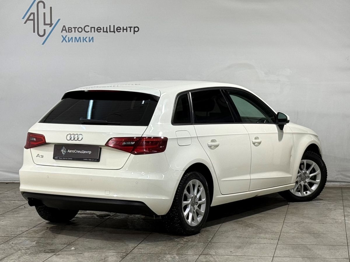 Автомобиль Audi A3 III поколение (8V) 1.4 AMT (122 л.с.) Base Белый 2013 с пробегом 145 000 км