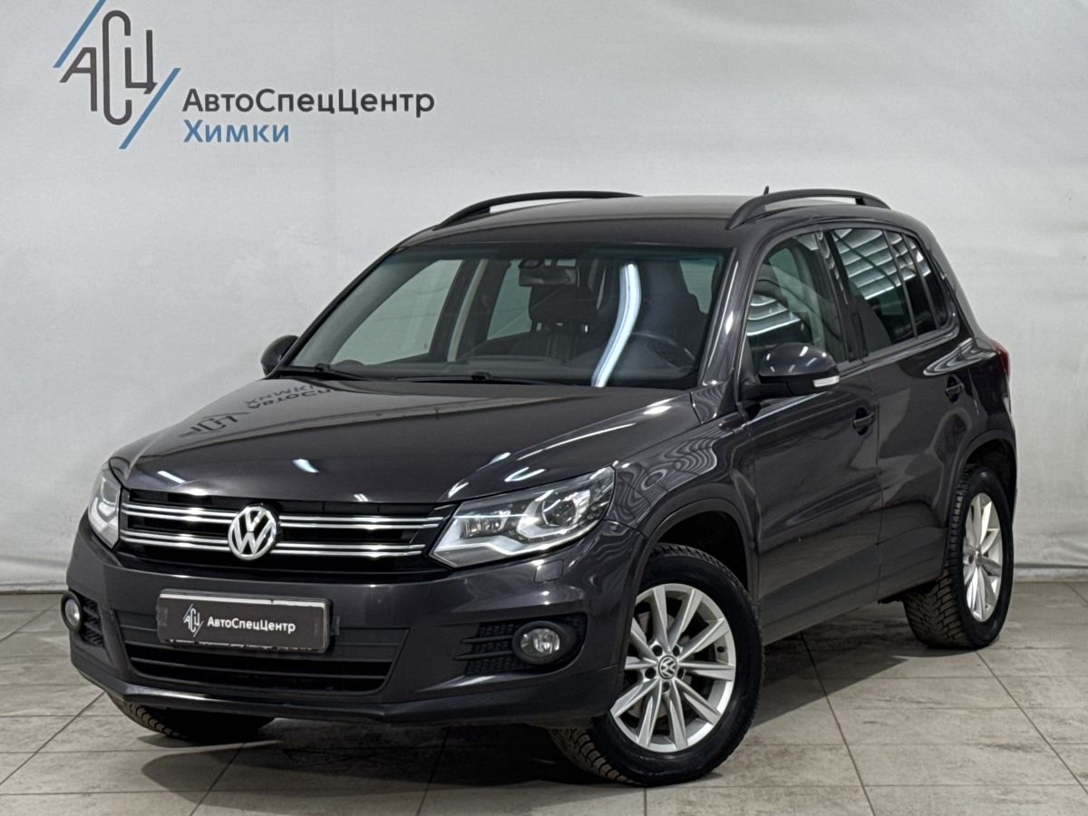 Автомобиль Volkswagen Tiguan I [рестайлинг] 2.0 AT 4WD (180 л.с.) Trend & Fun Серый 2016 с пробегом 170 000 км