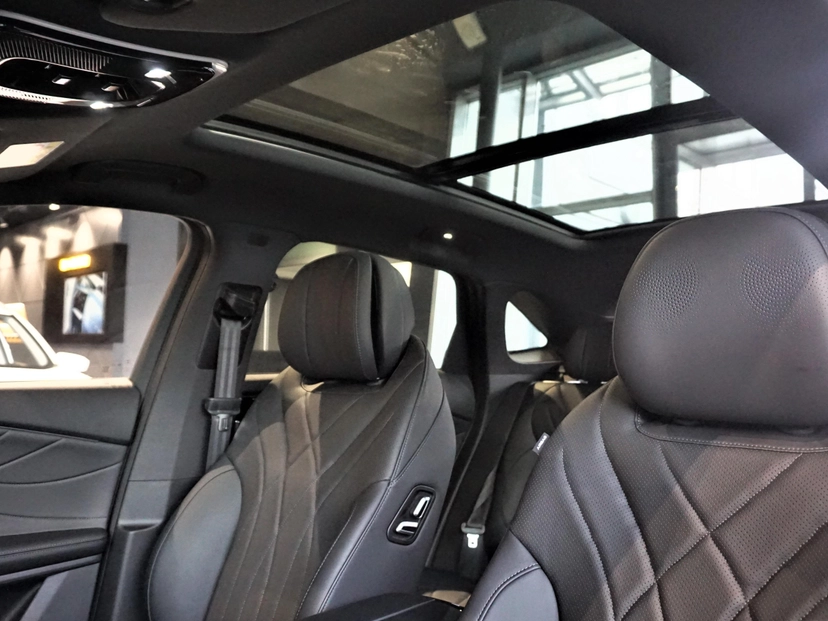 Автомобиль EXEED RX I поколение 2.0 AT 4WD (249 л.с.) Premium Чёрный 2024 новый