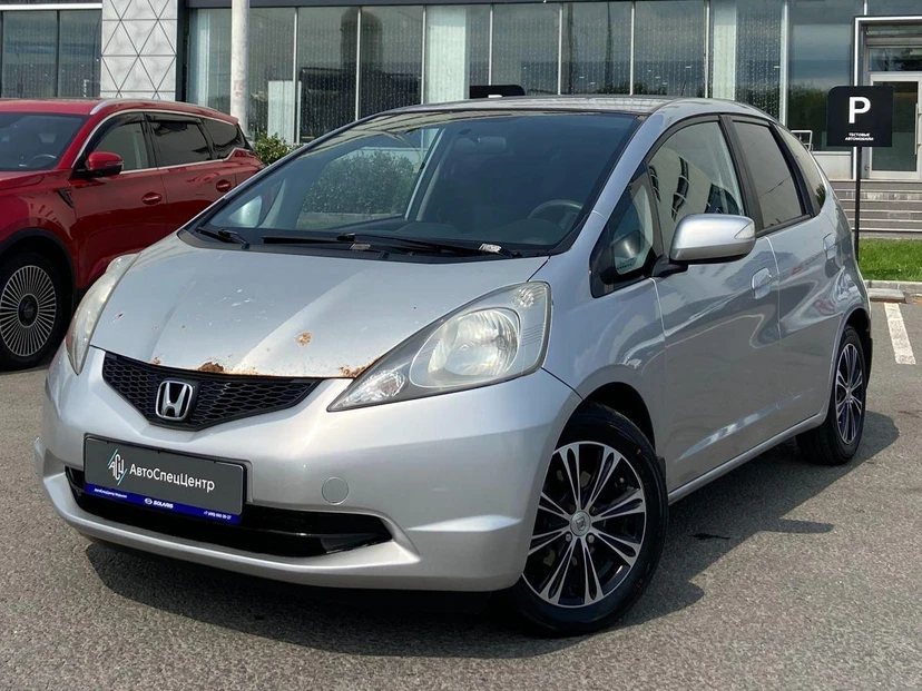 Honda Jazz II поколение 1.4 AMT (100 л.с.) Sport Серебристый 2009 с пробегом 140 000 км