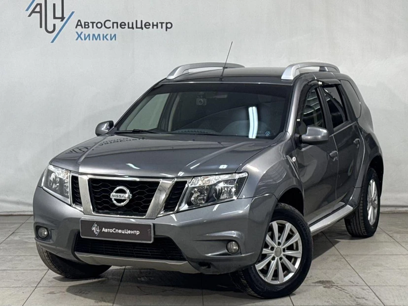 Nissan Terrano III поколение (D10) 2.0 AT 4WD (143 л.с.) Tekna Серый 2018 с пробегом 72 000 км