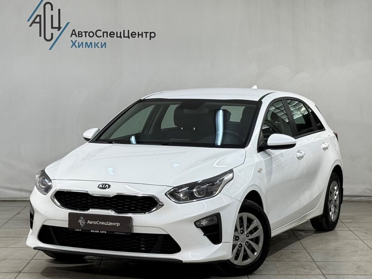 Kia Ceed III поколение 1.6 AT (128 л.с.) Comfort Белый 2019 с пробегом 145 000 км