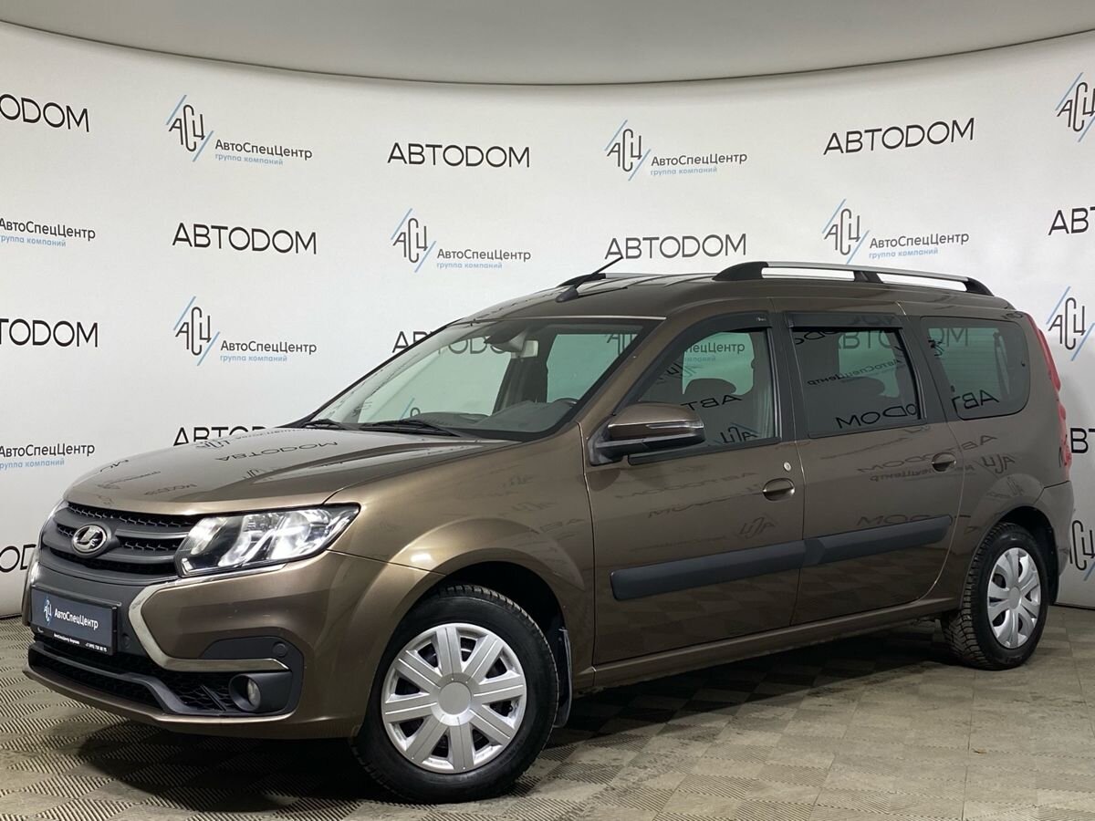 Автомобиль Lada (ВАЗ) Largus I [рестайлинг] 1.6 MT (106 л.с.) Luxe (7 мест) Prestige Коричневый 2021 с пробегом 137 101 км