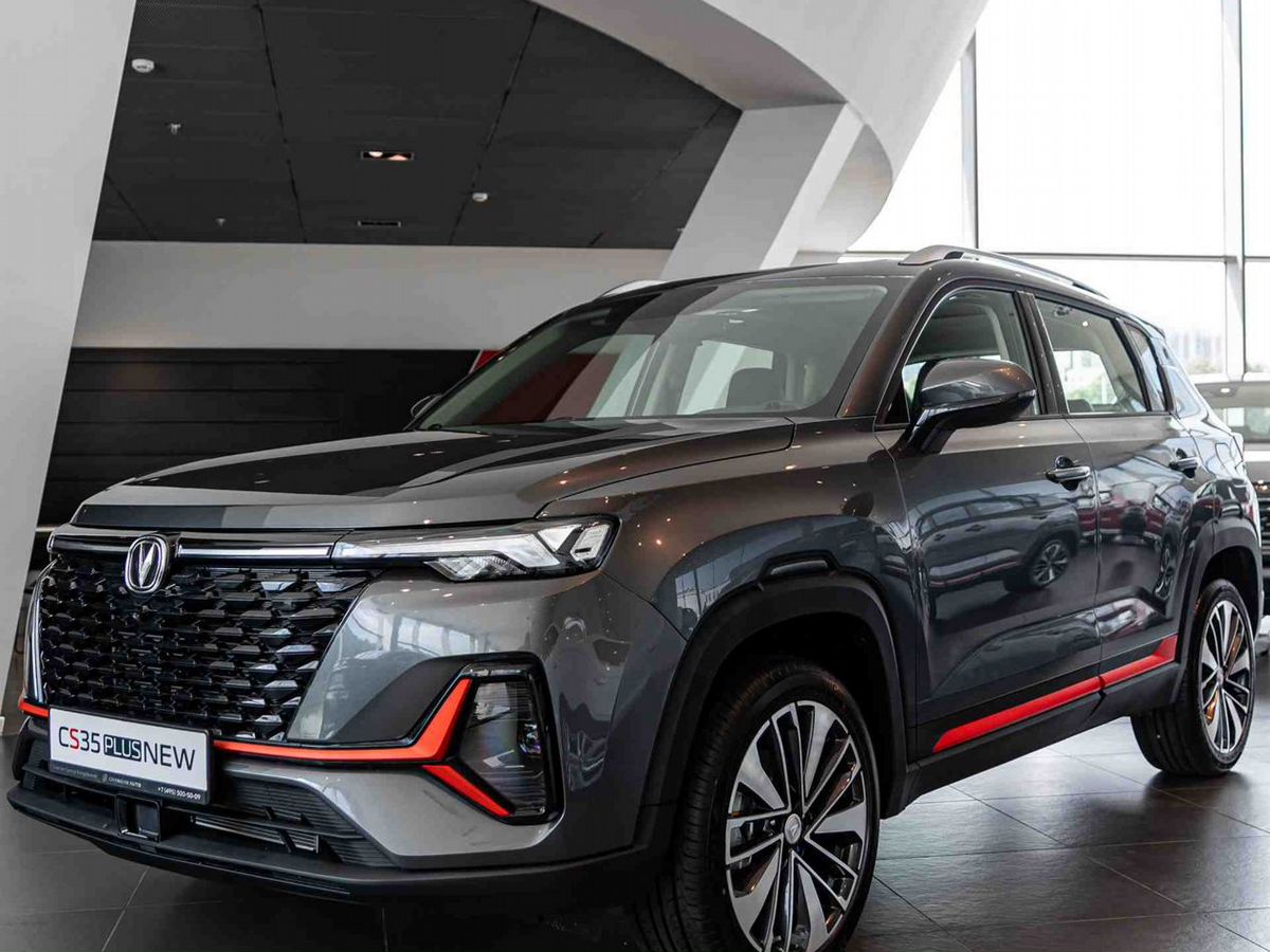 Автомобиль Changan CS35PLUS I [рестайлинг] 1.4 AMT (150 л.с.) Tech Серебристый 2025 новый