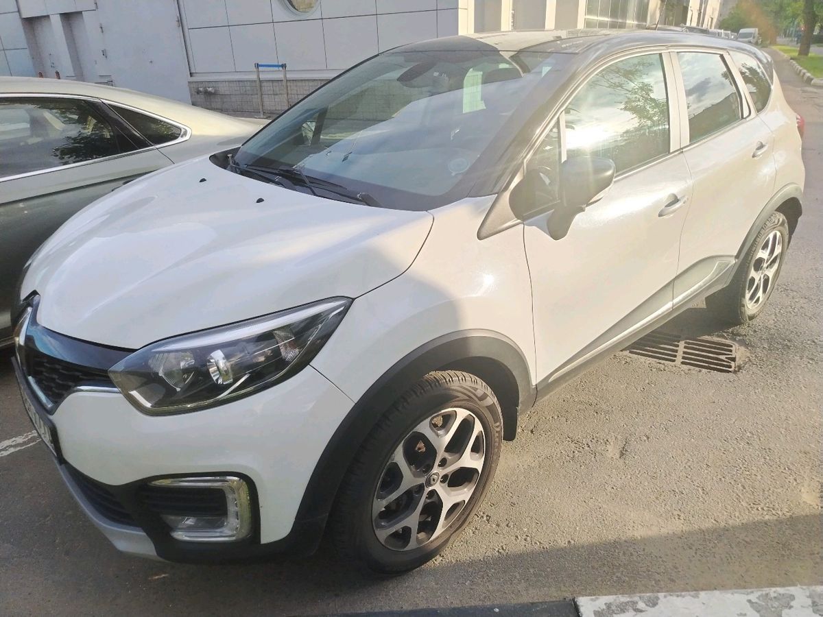 Renault Kaptur I поколение 2.0 AT 4WD (143 л.с.) Style Белый 2016 с пробегом 134 745 км