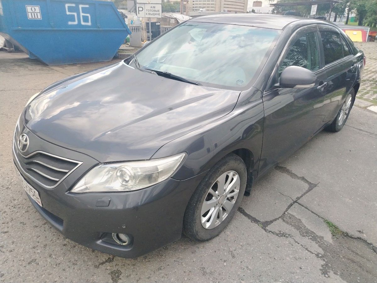Toyota Camry VI (XV40) [рестайлинг] 2.4 AT (167 л.с.) Elegance Серый 2010 с пробегом 465 410 км