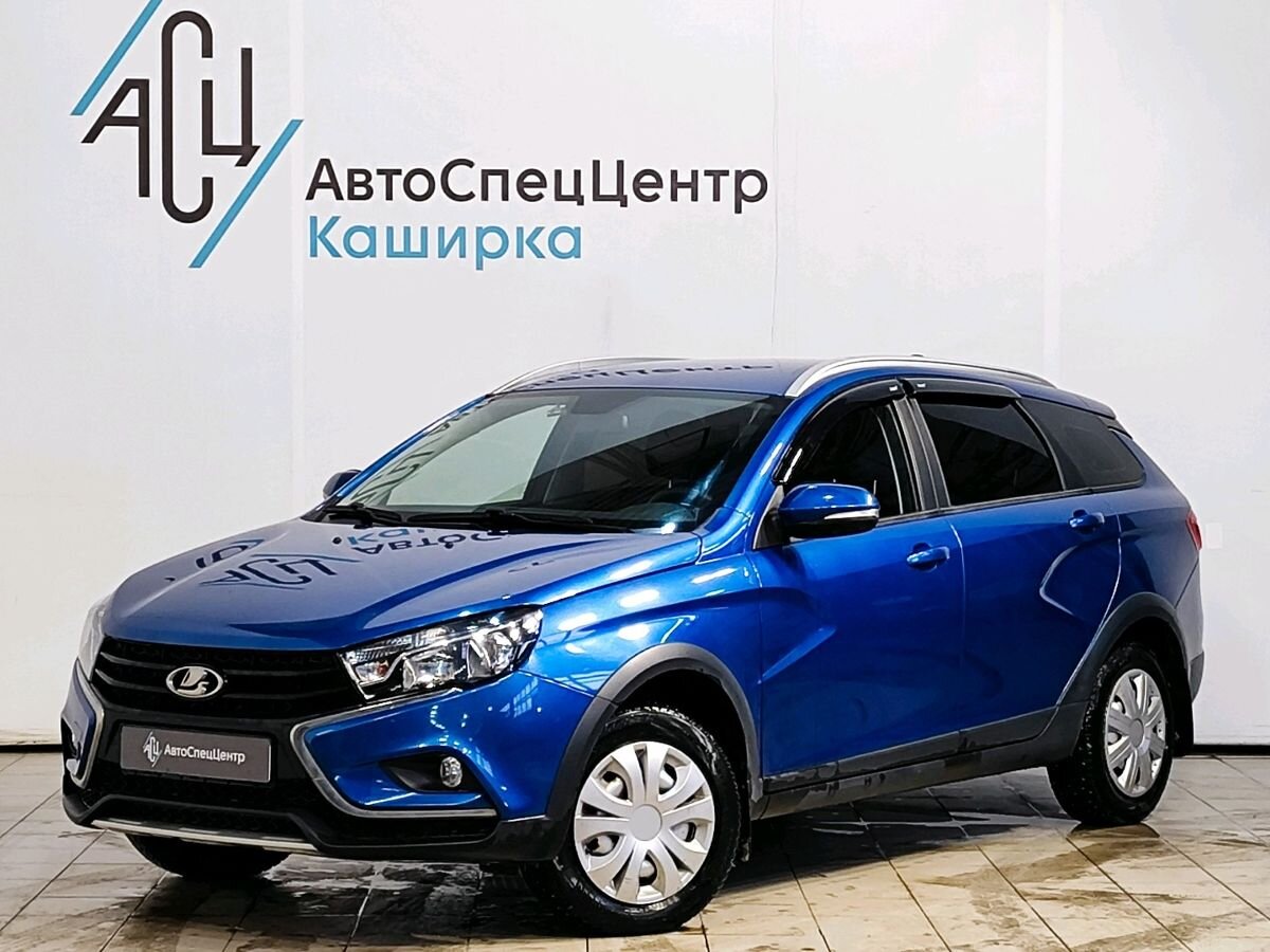 Автомобиль Lada (ВАЗ) Vesta I поколение 1.6 MT (106 л.с.) Luxe Multimedia Синий 2021 с пробегом 84 388 км