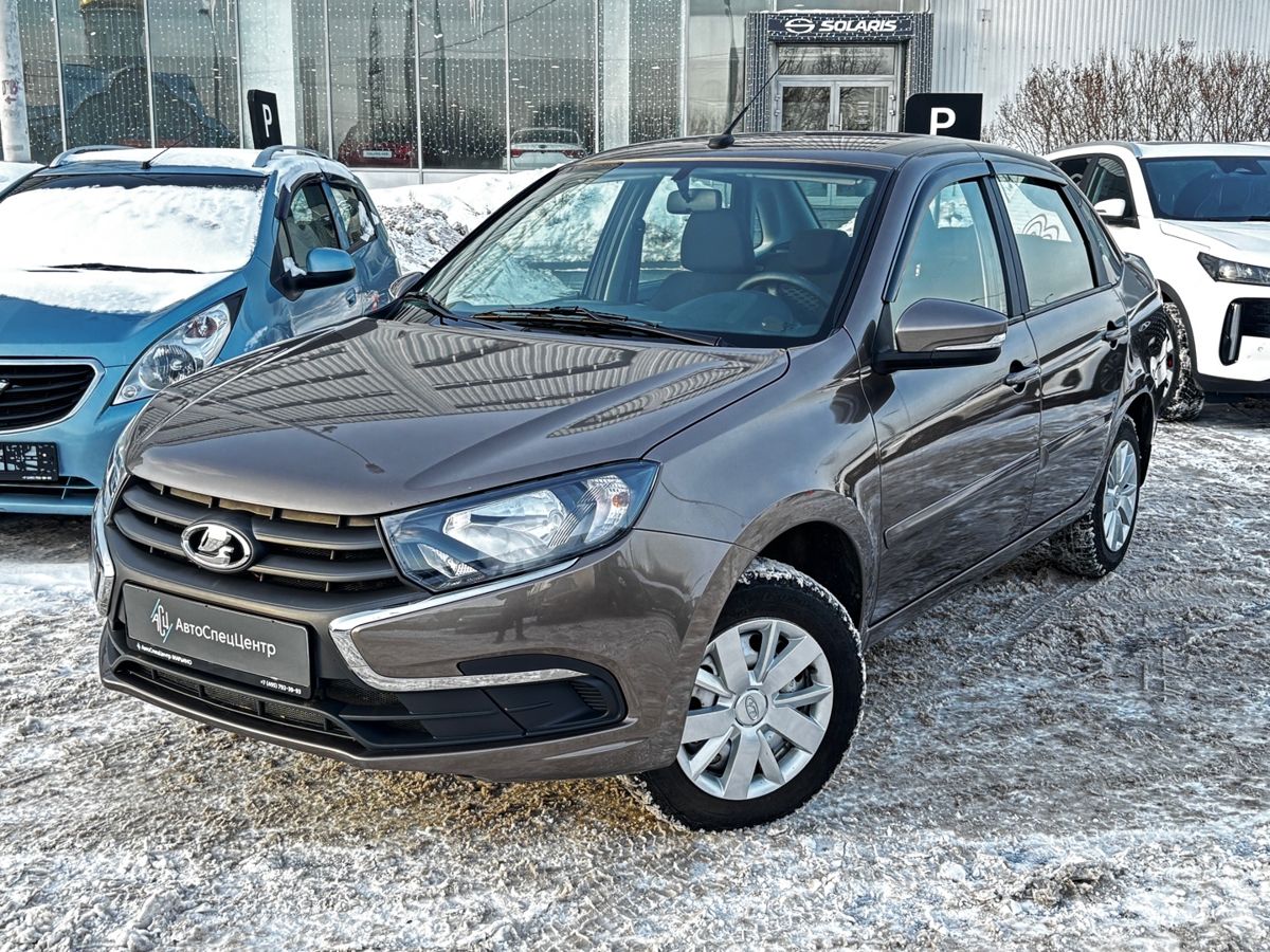 Автомобиль Lada (ВАЗ) Granta I [рестайлинг] 1.6 MT (90 л.с.) Comfort Коричневый 2022 с пробегом 26 000 км