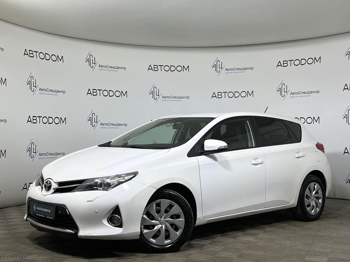 Toyota Auris II поколение 1.6 CVT (132 л.с.) Элеганс Белый 2013 с пробегом 151 965 км