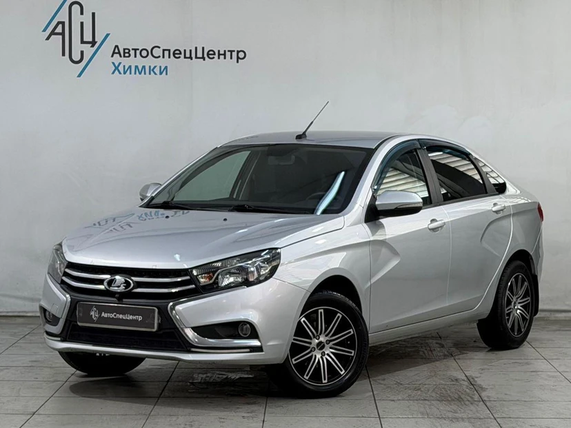 Lada (ВАЗ) Vesta I поколение 1.6 MT (106 л.с.) Base Серебристый 2017 с пробегом 94 000 км