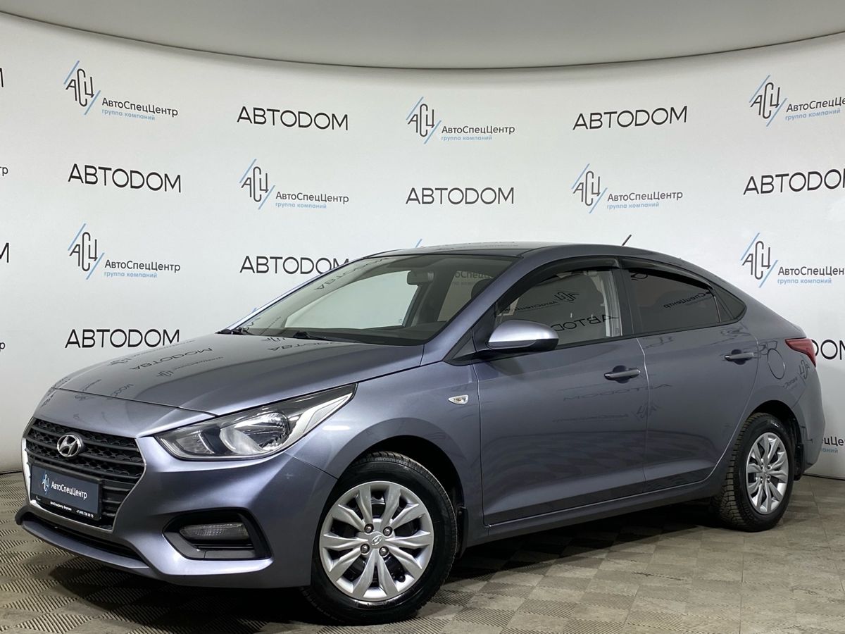 Автомобиль Hyundai Solaris II поколение 1.6 AT (123 л.с.) Base Серый 2017 с пробегом 130 000 км