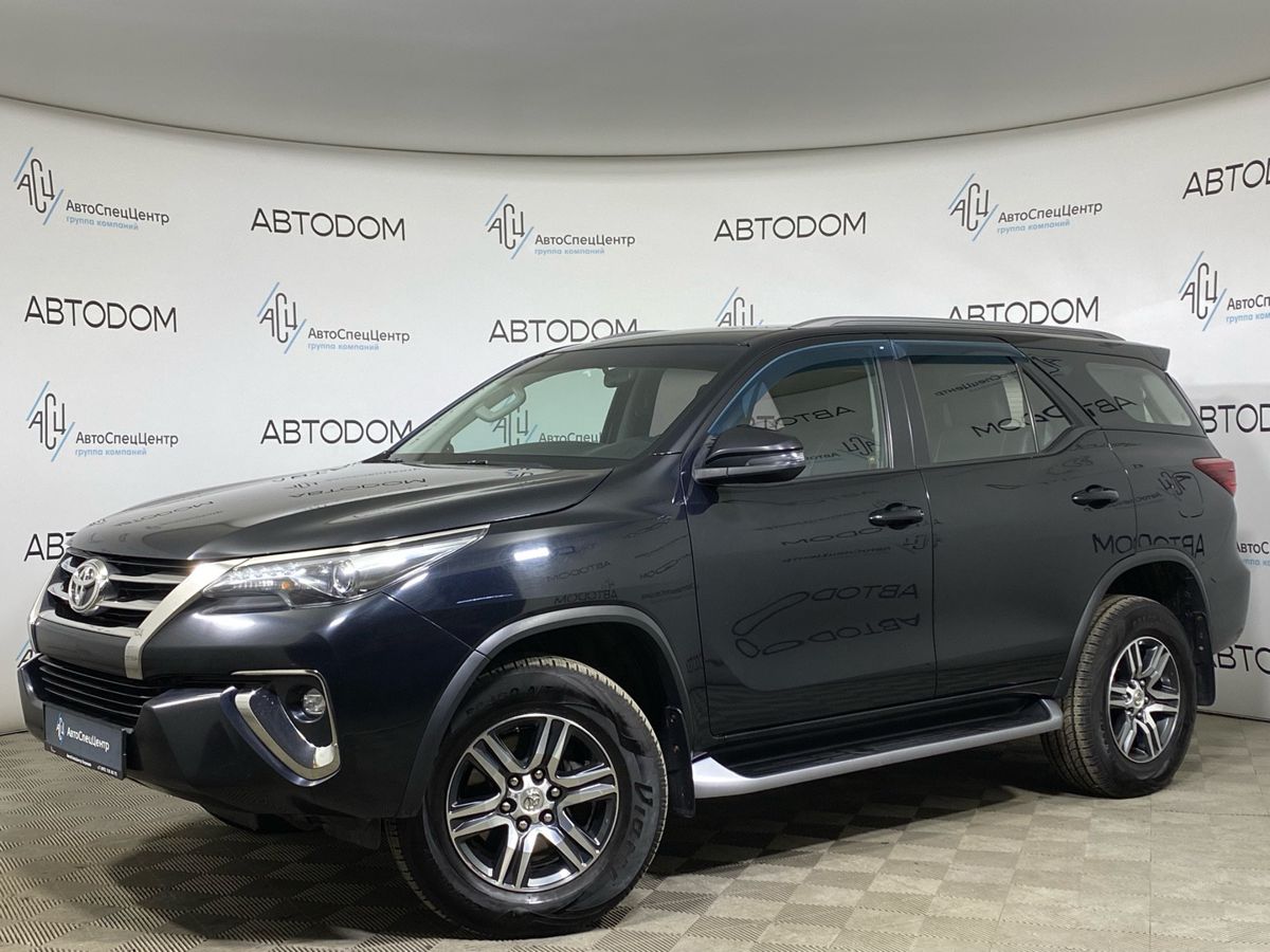 Toyota Fortuner II поколение 2.8d AT 4WD (177 л.с.) Элеганс Чёрный 2018 с пробегом 134 400 км