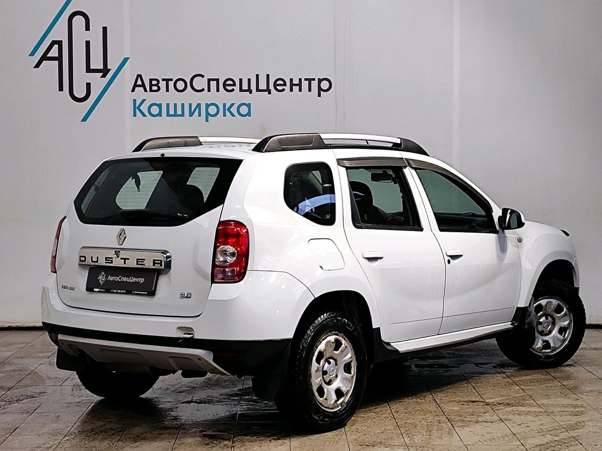 Автомобиль Renault Duster I поколение 2.0 MT 4WD (135 л.с.) Luxe Privilege Белый 2014 с пробегом 176 898 км