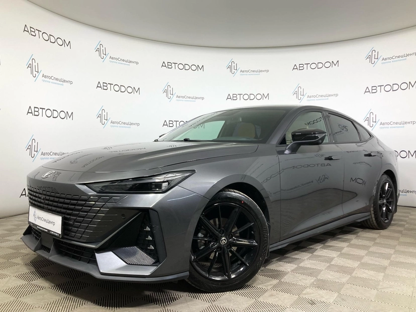 Автомобиль Changan UNI-V I поколение 1.5 AMT (181 л.с.) Tech Серый 2023 с пробегом 18 011 км