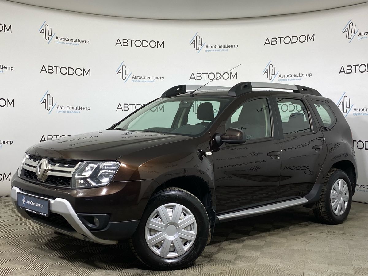 Автомобиль Renault Duster I [рестайлинг] 2.0 AT 4WD (143 л.с.) Dakar Edition Коричневый 2019 с пробегом 95 707 км