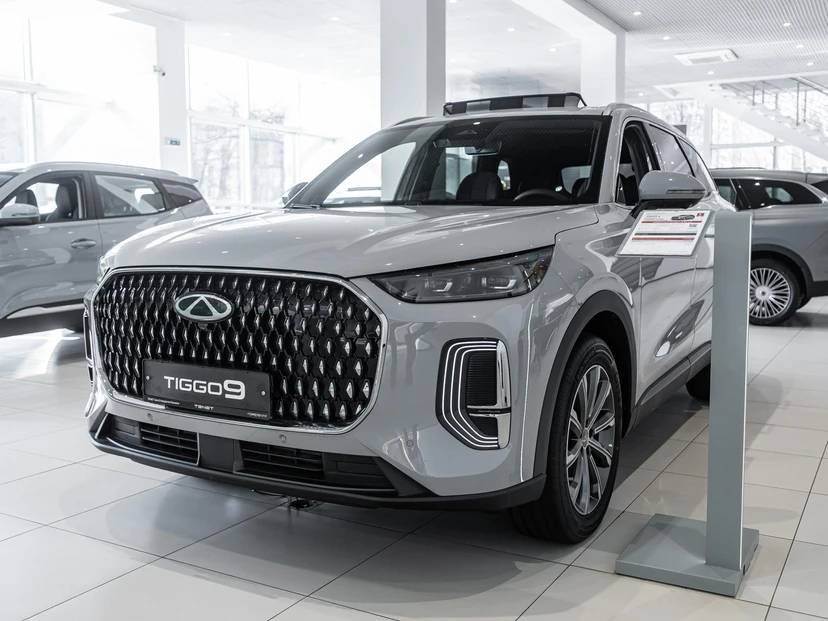 Автомобиль CHERY Tiggo 9 I поколение 2.0 AT 4WD (249 л.с.) Ultra Серый 2025 новый