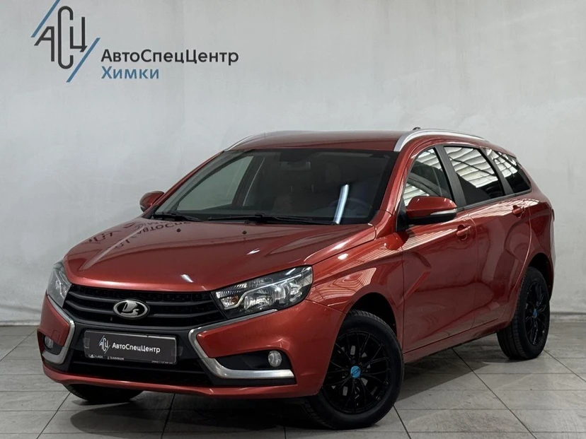 Lada (ВАЗ) Vesta I поколение 1.6 CVT (113 л.с.) Comfort Image Красный 2022 с пробегом 92 000 км