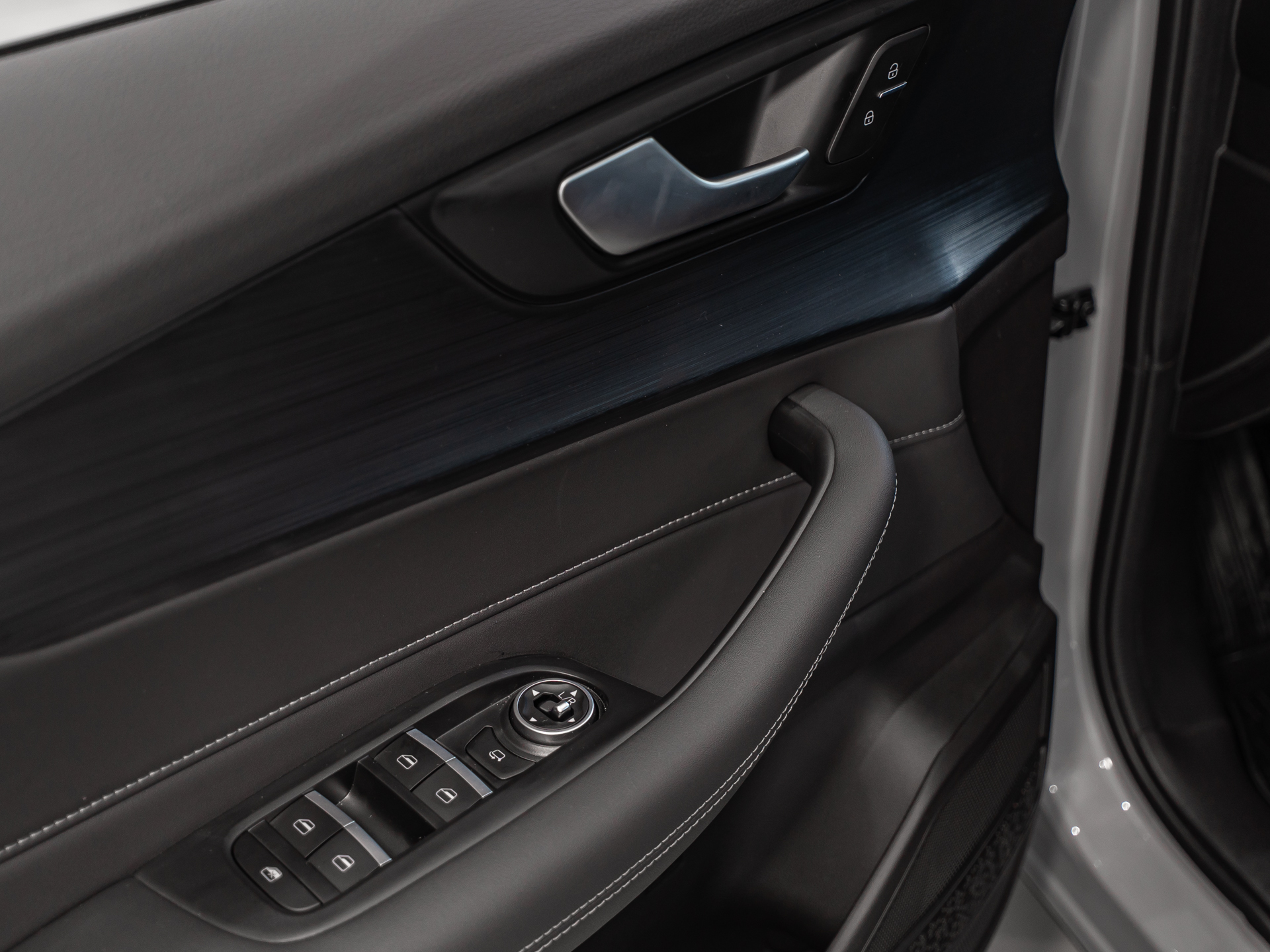 Автомобиль TENET T4 I поколение 1.5 AMT (147 л.с.) Prime Серый 2026 новый