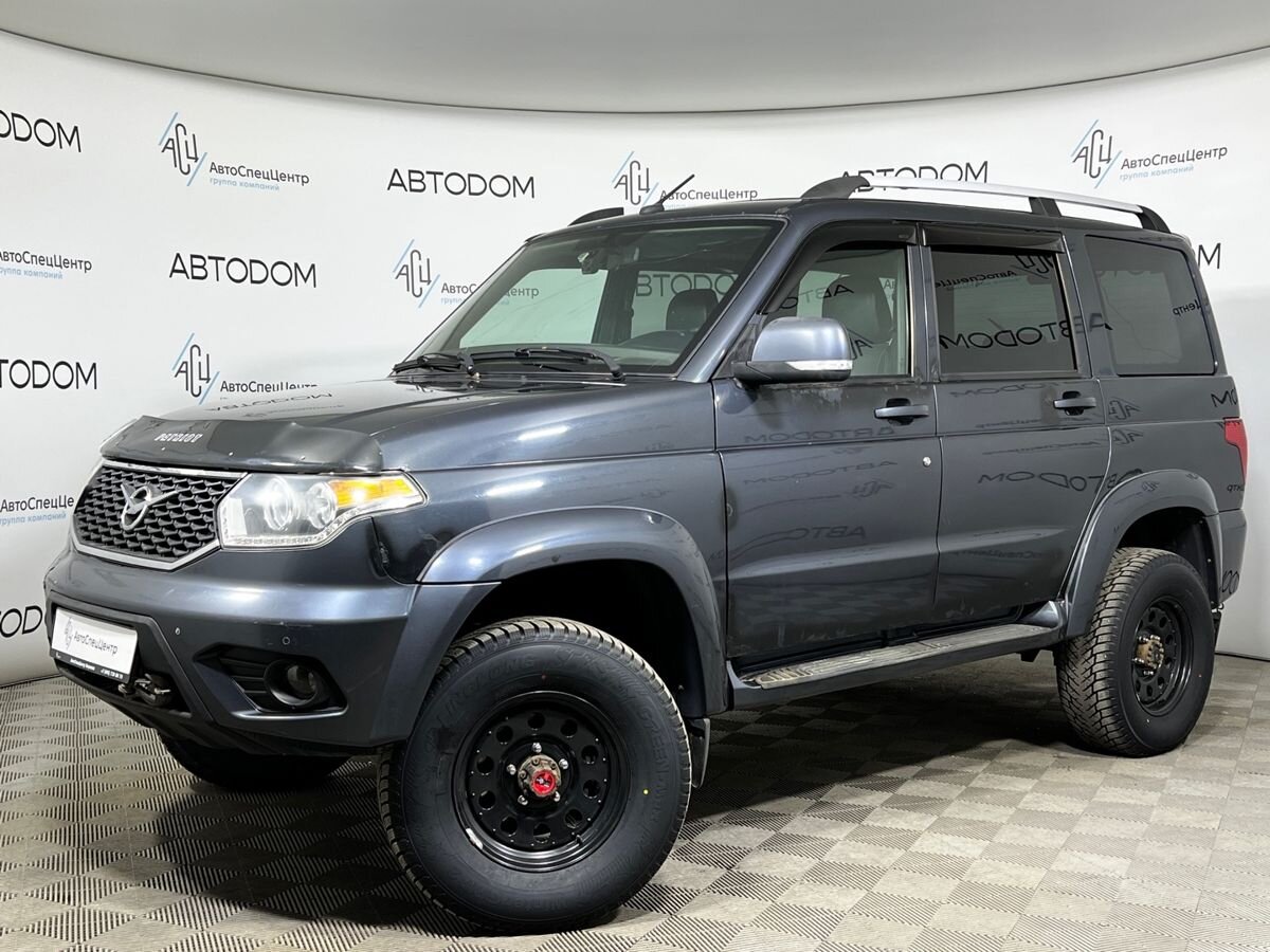 Автомобиль УАЗ Patriot I [3-й рестайлинг] 2.7 MT 4WD (135 л.с.) Комфорт Серый 2016 с пробегом 239 000 км