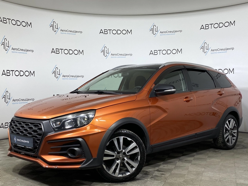 Автомобиль Lada (ВАЗ) Vesta I поколение 1.8 MT (122 л.с.) Comfort Image Оранжевый 2021 с пробегом 99 300 км