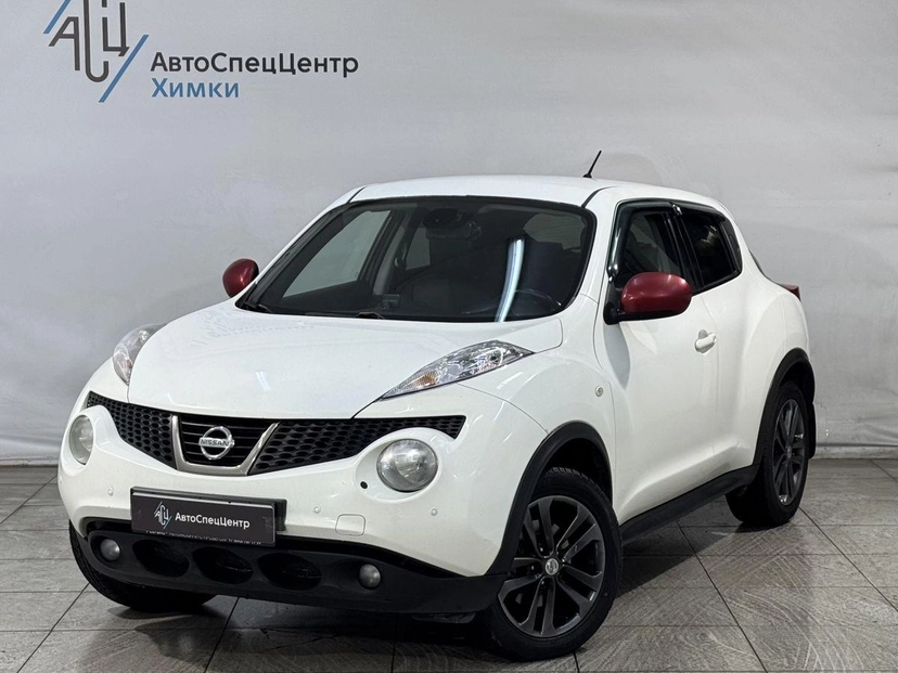 Автомобиль Nissan Juke I поколение (F15) 1.6 CVT 4WD (190 л.с.) SE+ Sport Белый 2012 с пробегом 225 000 км