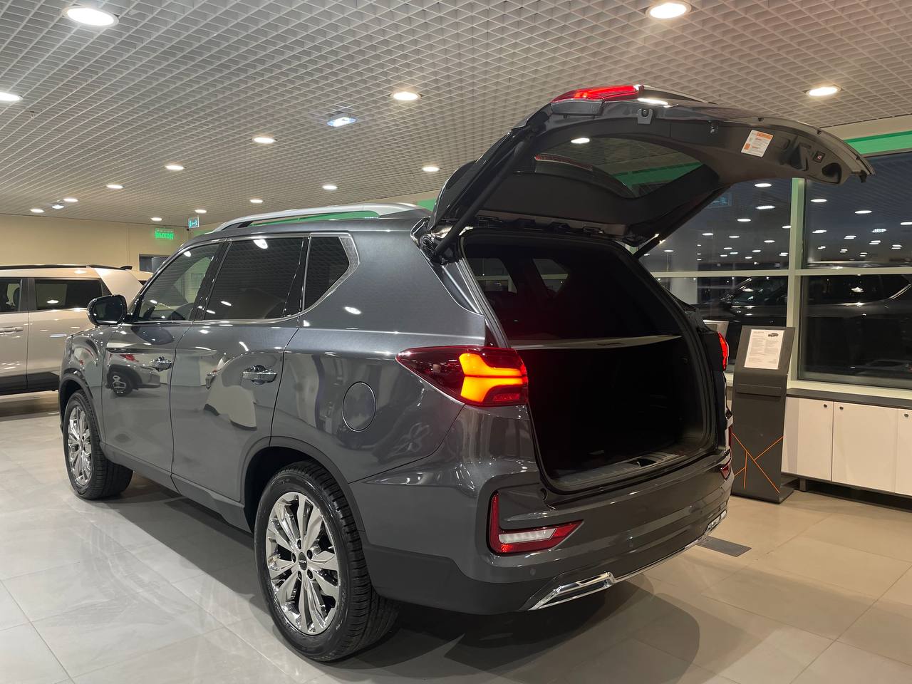 Автомобиль KGM Rexton I поколение 2.0 AT 4WD (225 л.с.) Icon  2025 новый