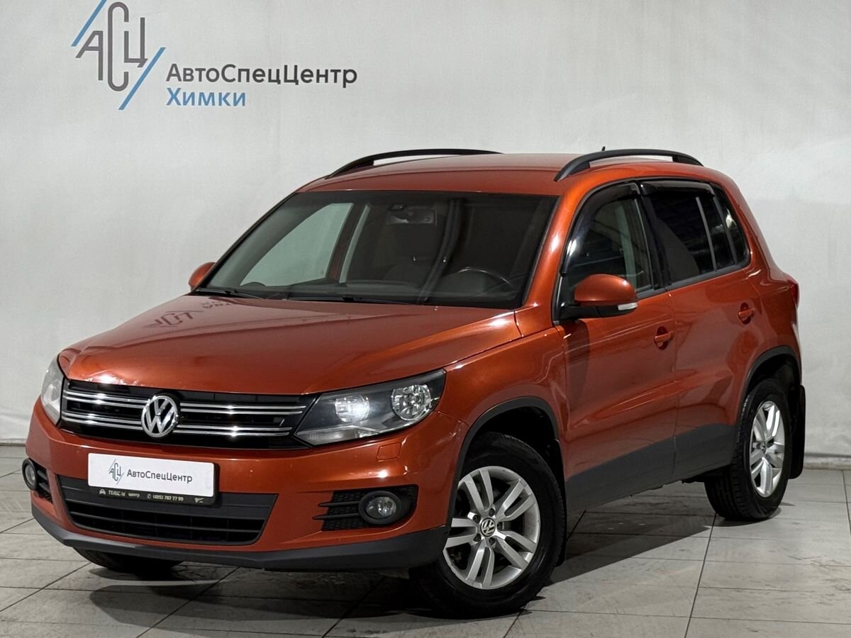 Volkswagen Tiguan I [рестайлинг] 2.0 AT 4WD (180 л.с.) Avenue Оранжевый 2016 с пробегом 61 000 км