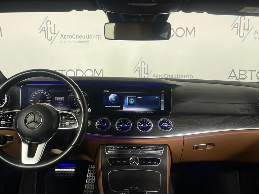 Mercedes-Benz E-Класс V поколение (W213/S213/C238) 200 2.0 AT 4Matic (197 л.с.) Sport Зелёный 2020 с пробегом 43 560 км